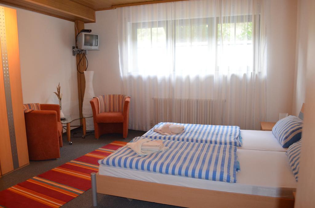 Hotel Restaurant Waldschloessel Speyerbrunn 객실 사진